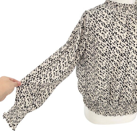 THML Brush Animal Print Smocked Ruffle Blouse Ivory Black Size Medium - Picture 4 of 12